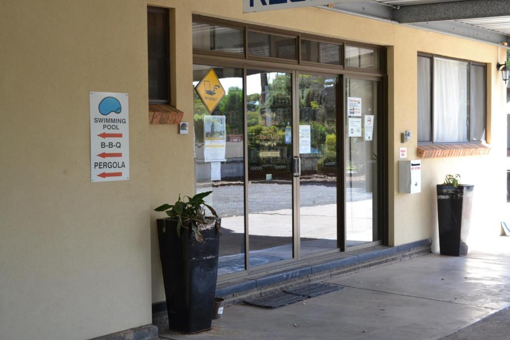 Sturt Motel Broken Hill Esterno foto
