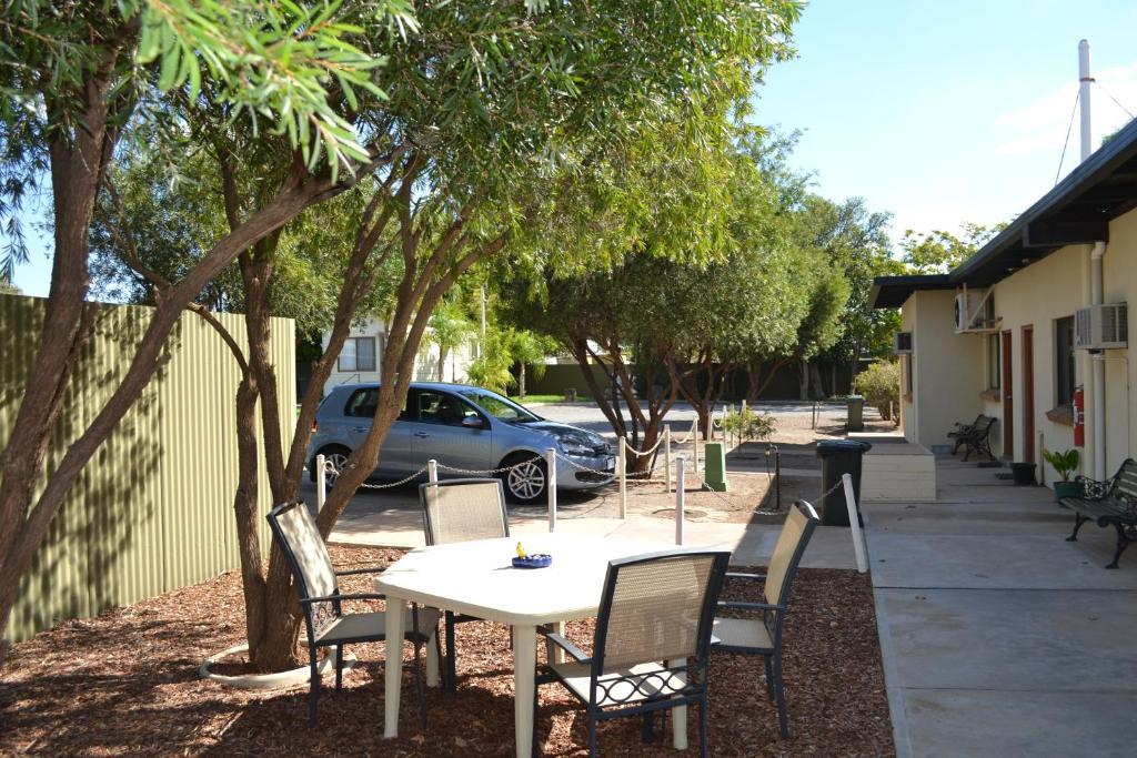 Sturt Motel Broken Hill Esterno foto
